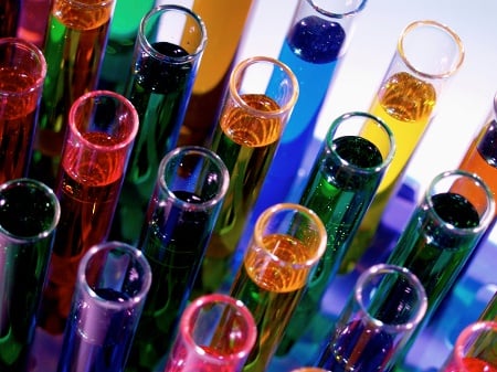 Q2_primary_003_multicolor_liquid_filled_test_tubes-1